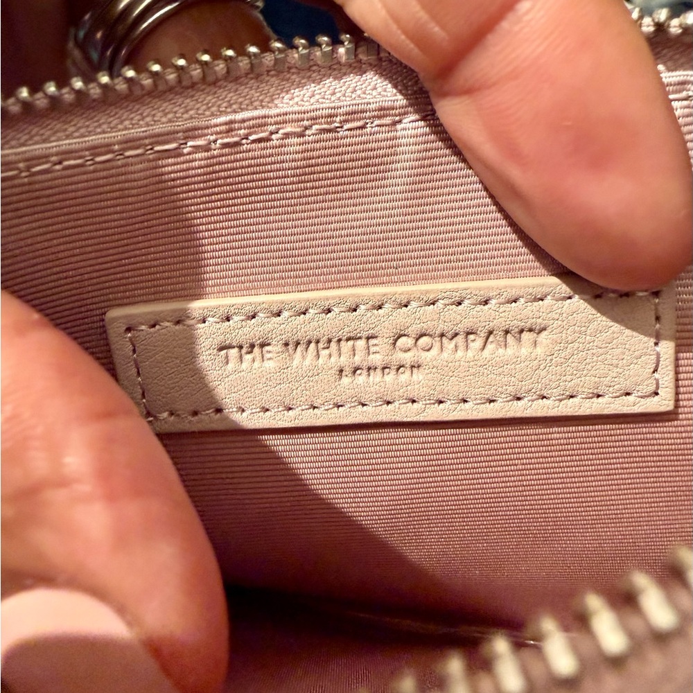 🎁 The White Company Blush Leather Zip Card Wallet - Picture 8 of 8